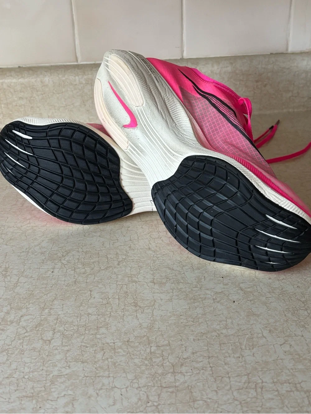 Nike ZoomX Vaporfly NEXT% Pink Blast Running Shoes Size 7.5 Men’s / 9 Women’s - Picture 11 of 11